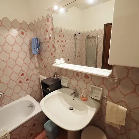 Apartment Comoda Casa Al Mare