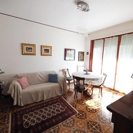 Comoda Casa Al Mare Apartment